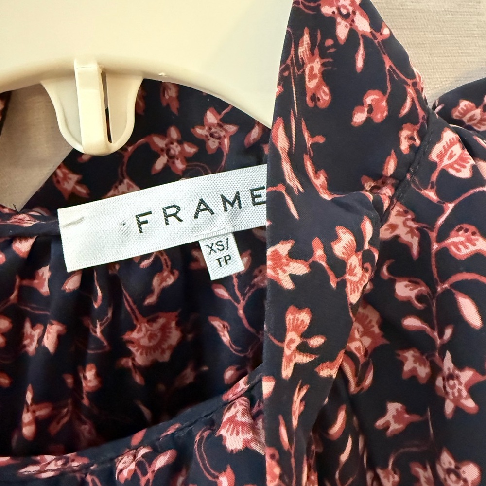 Frame Sleeveless Floral Silk Blouse with Ruffle Detail NWOT - Picture 3 of 5